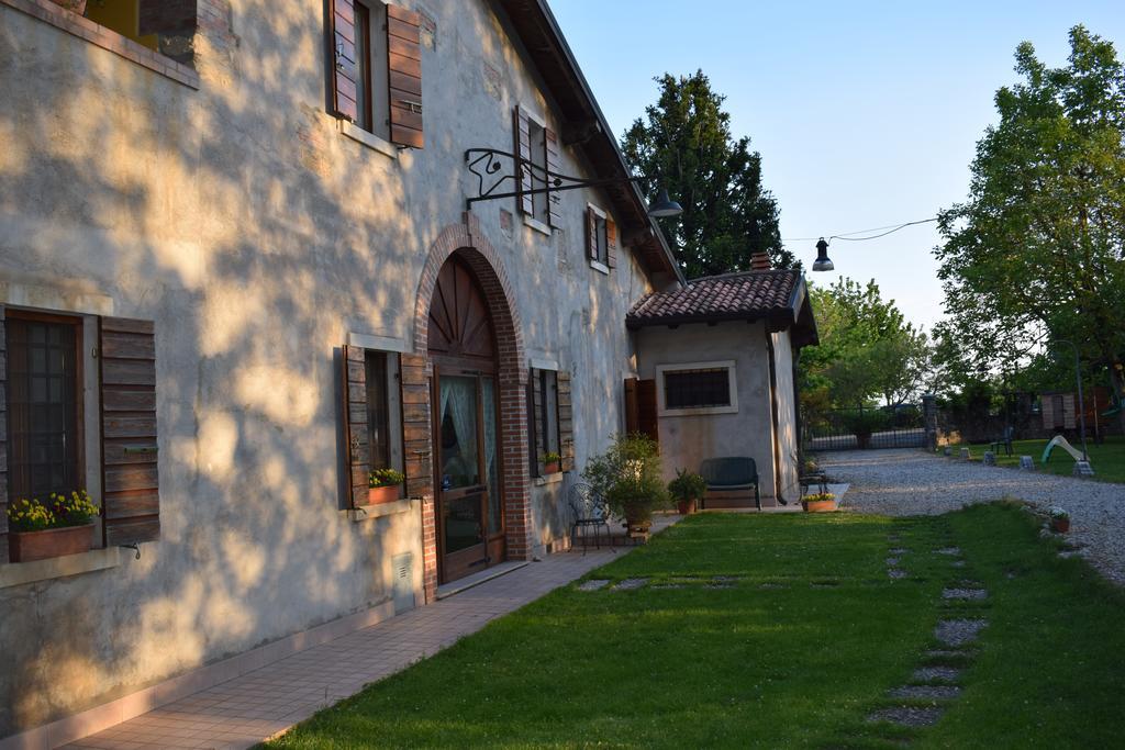 Agriturismo Fior Di Pesco Hotell Sommacampagna Exteriör bild