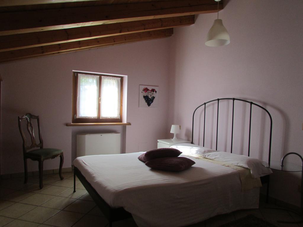 Agriturismo Fior Di Pesco Hotell Sommacampagna Exteriör bild